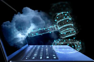 Tokmak ve bilgisayar - Bilişim suçları avukatı.